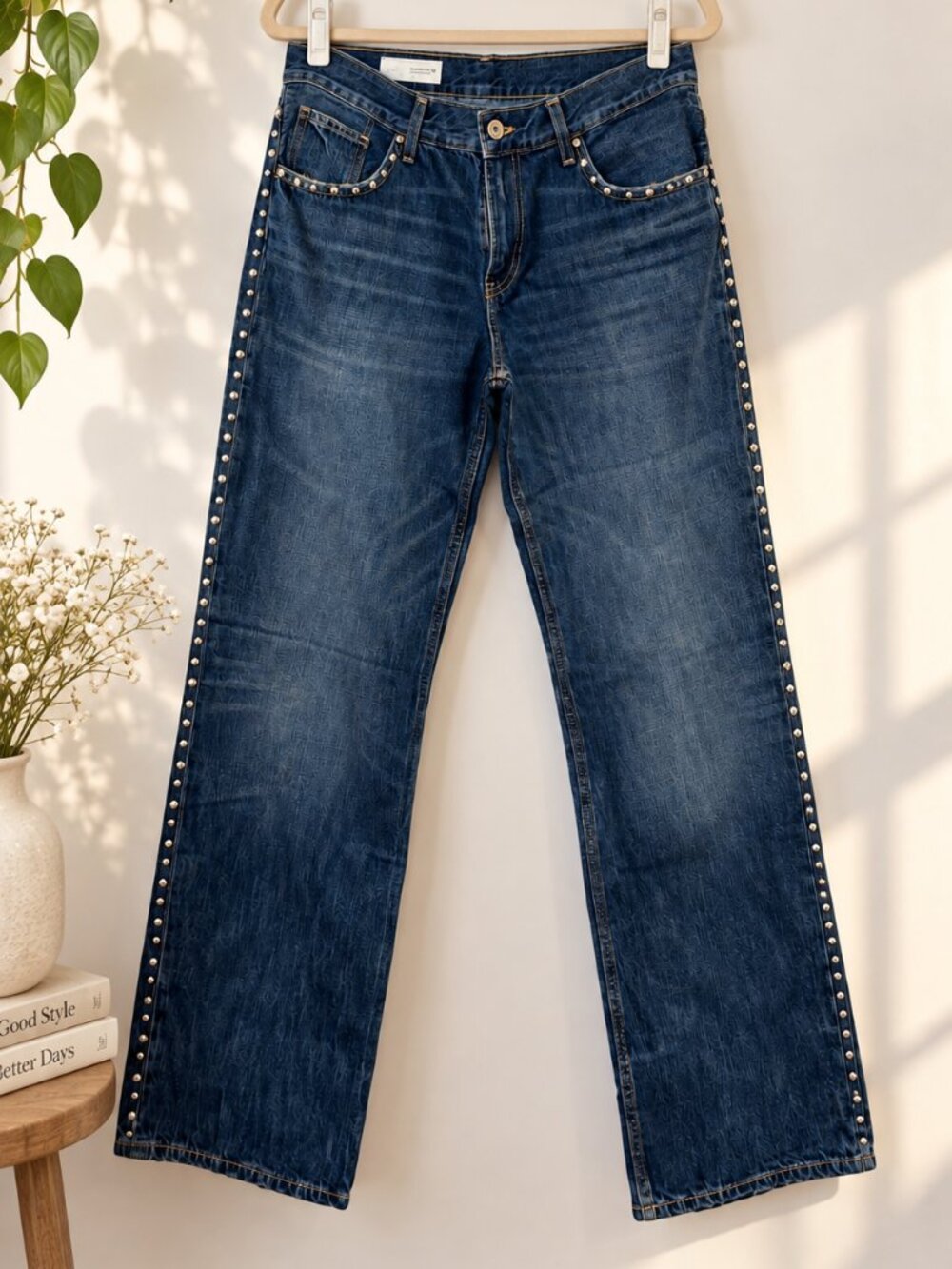 ZARA Dark Wash Studded Straight Leg Jeans Size US 8 EUR 40